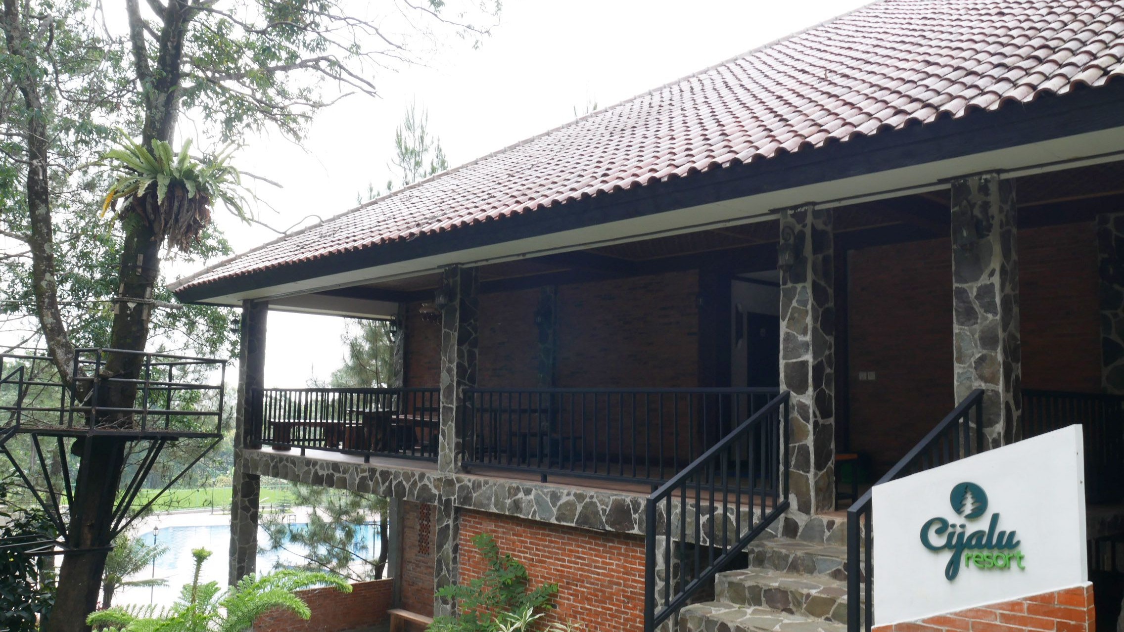 Odoo • Text and Image