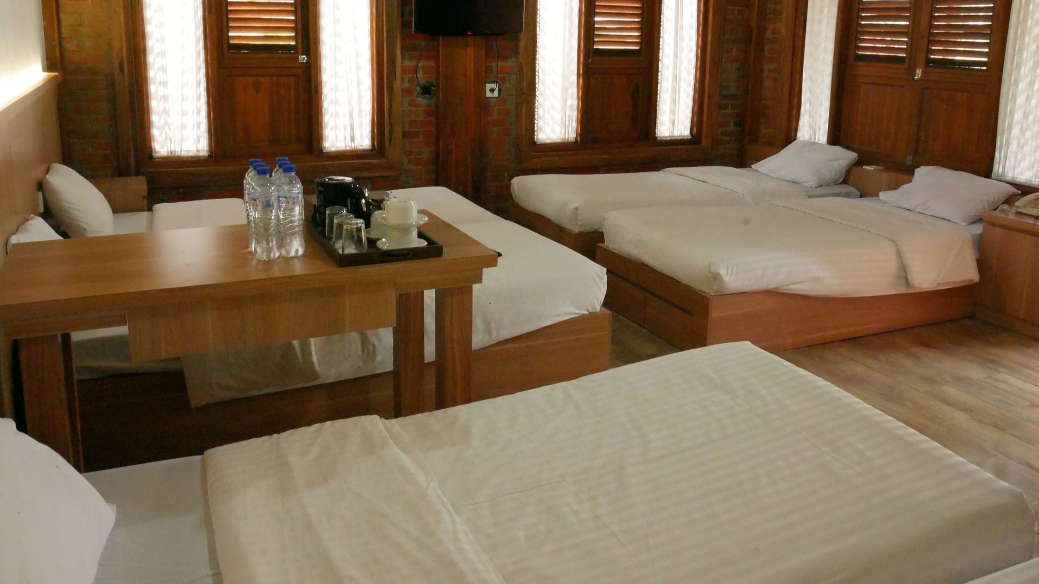 Odoo • Image and Text